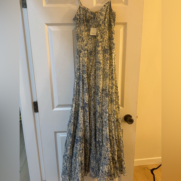 Free People Dresses & Skirts - Floral Blue and White Maxi Dress - Free people